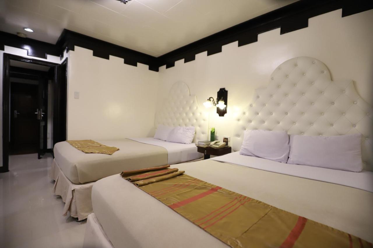 Camelot Hotel Quezon City Exterior photo
